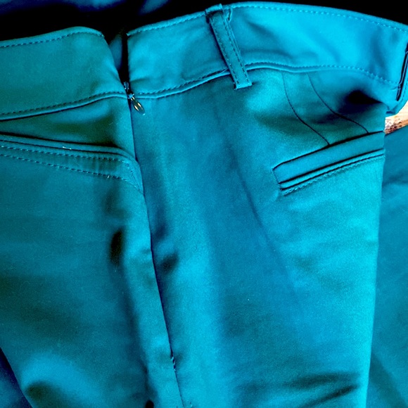 NWOT White House Black Market Perfect Form contour Crop Trousers - Picture 8 of 11